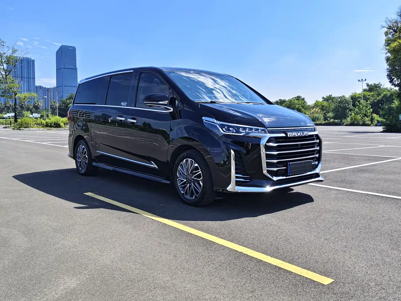 SAIC Maxus Maxus G20 2021 2021 PLUS 2.0T Gasoline Automatic Luxury Executive Edition
