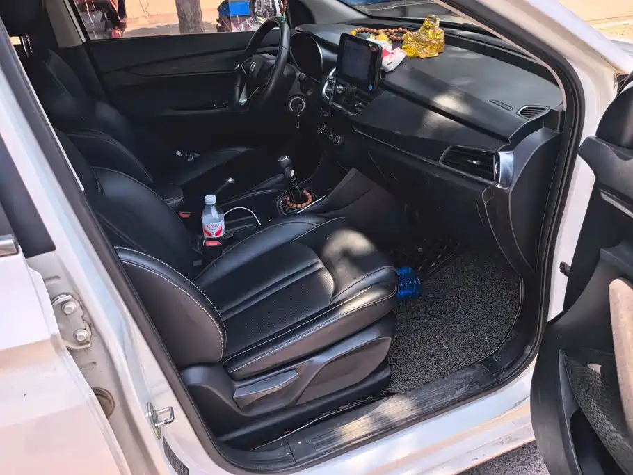 Baojun 360 2018 2018 1.5L Manual Elite (China V)
