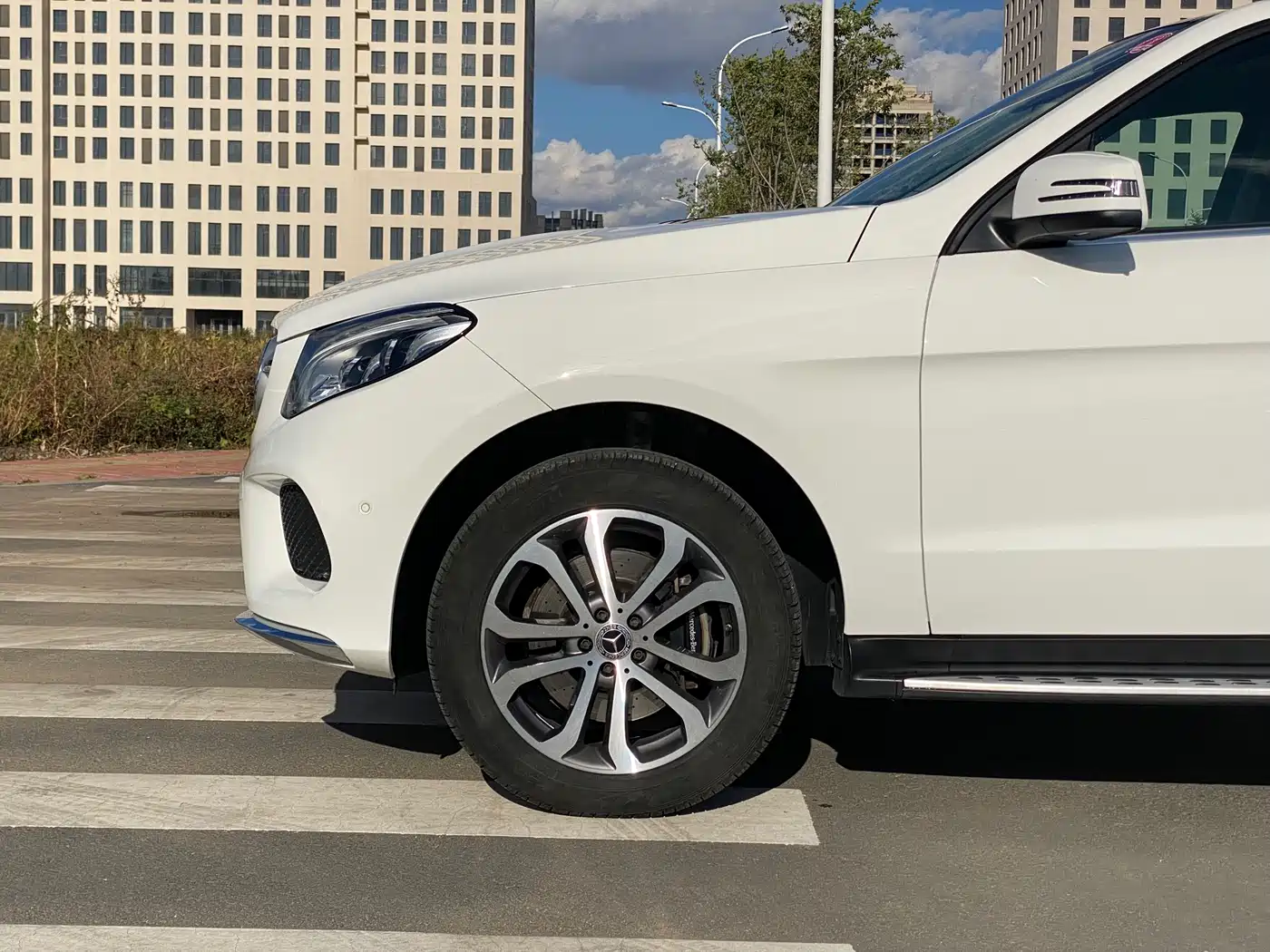 Mercedes-Benz GLE 2016 GLE 320 4MATIC Luxury фото 5