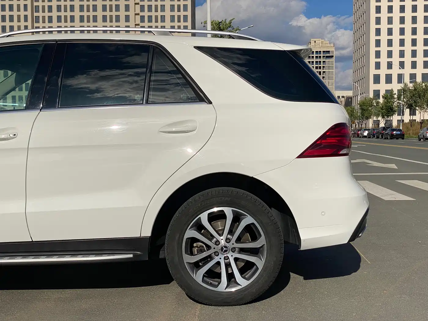 Mercedes-Benz GLE 2016 GLE 320 4MATIC Luxury фото 6