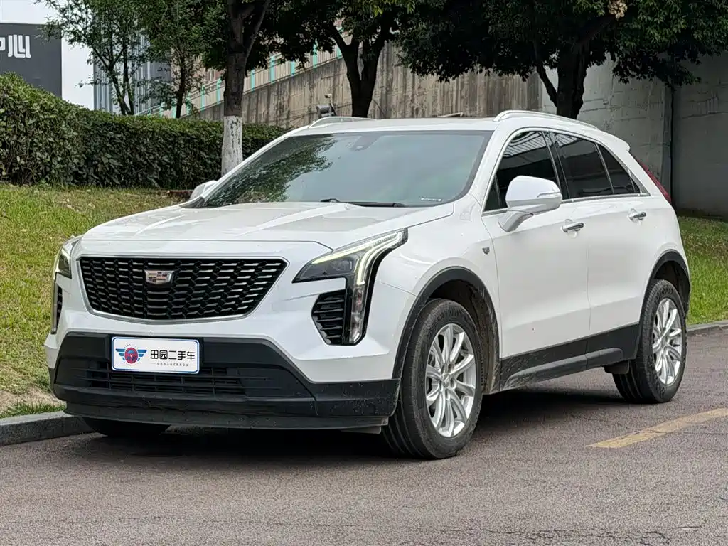 Cadillac XT4 2022 28T FWD Style