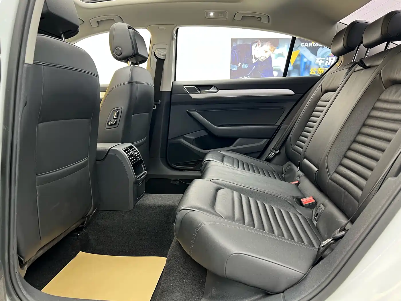 Volkswagen Magotan 2017 330TSI DSG Leading фото 25