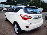 Photo 7 - Changan CS35