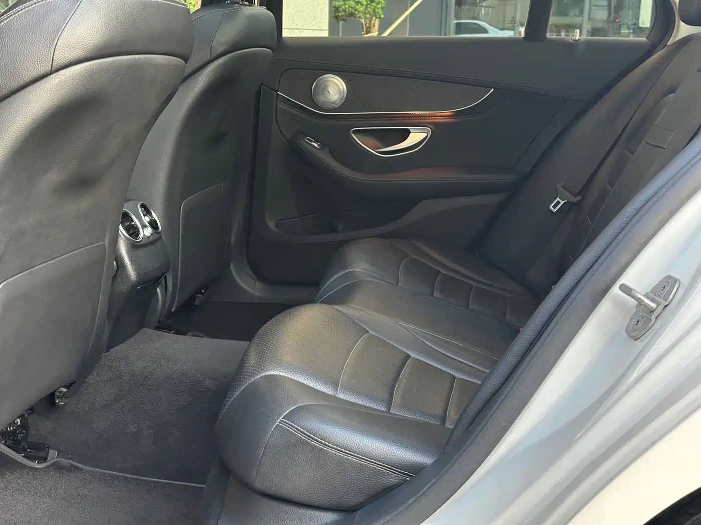 Mercedes-Benz C-Class 2015 Facelift C 200 L Sport фото 5