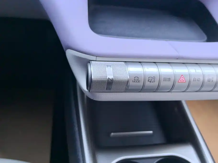 BYD Dolphin 2022 2021 Model 405km Fashion Edition