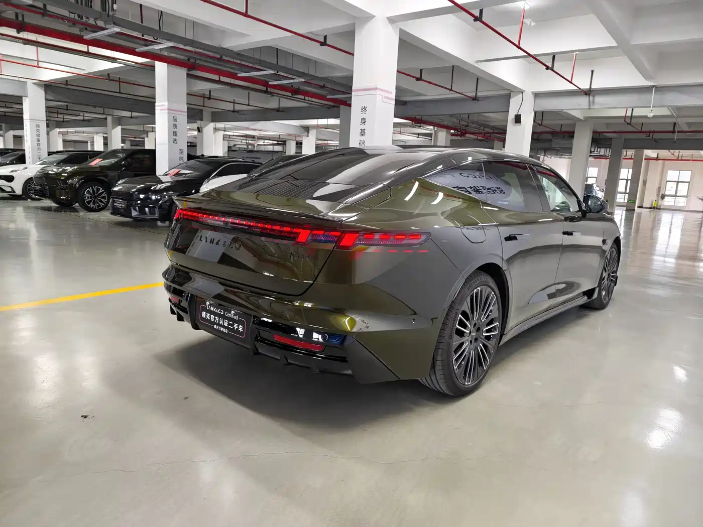 Lynk & Co 10 EM-P 2025 Facelift 240 AWD Ultra Sport Edition фото 18