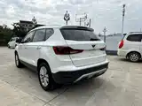 Photo 7 - Jetta VS5