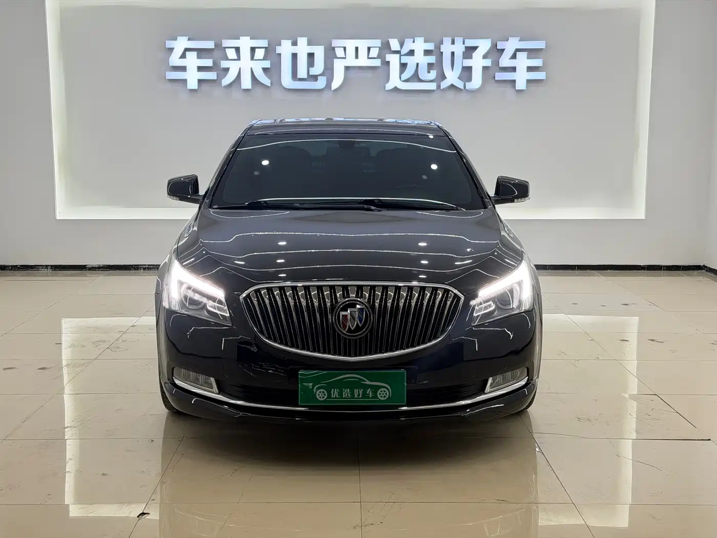 Buick LaCrosse 2013 2.4L SIDI Luxury Comfort фото 2