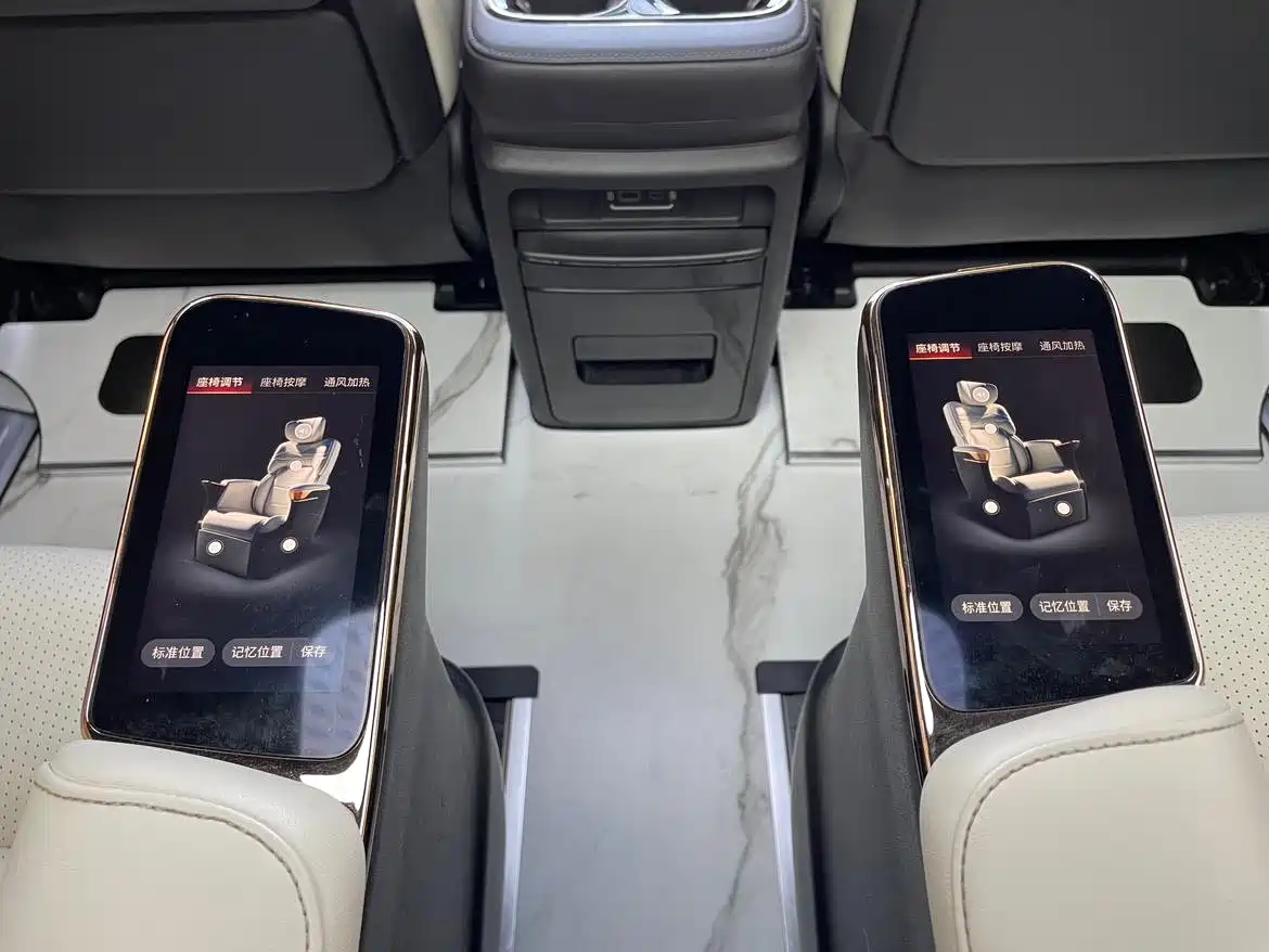 GAC Trumpchi Trumpchi M8 2023 Model Master Series Hybrid Royal Edition фото 24