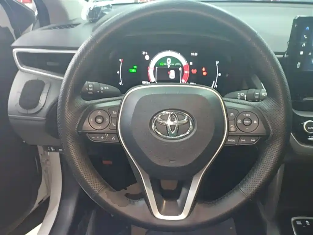Toyota Frontlander 2024 2.0L Smart Hybrid Dual Engine Leading Edition фото 11