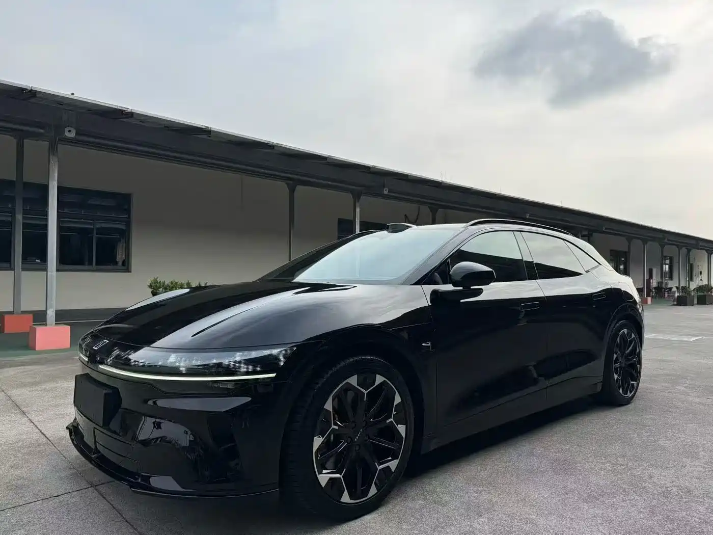 ZEEKR 007GT, 2025 год