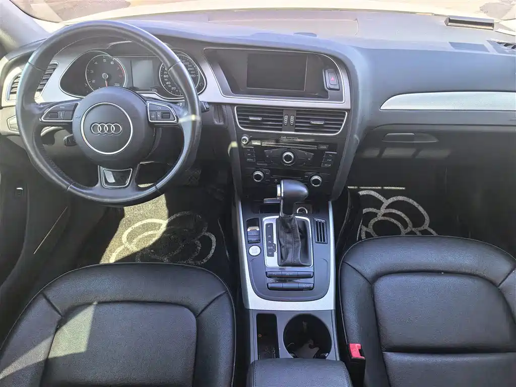 Audi A4L 2016 35 TFSI Collector's Edition Automatic Standard фото 6
