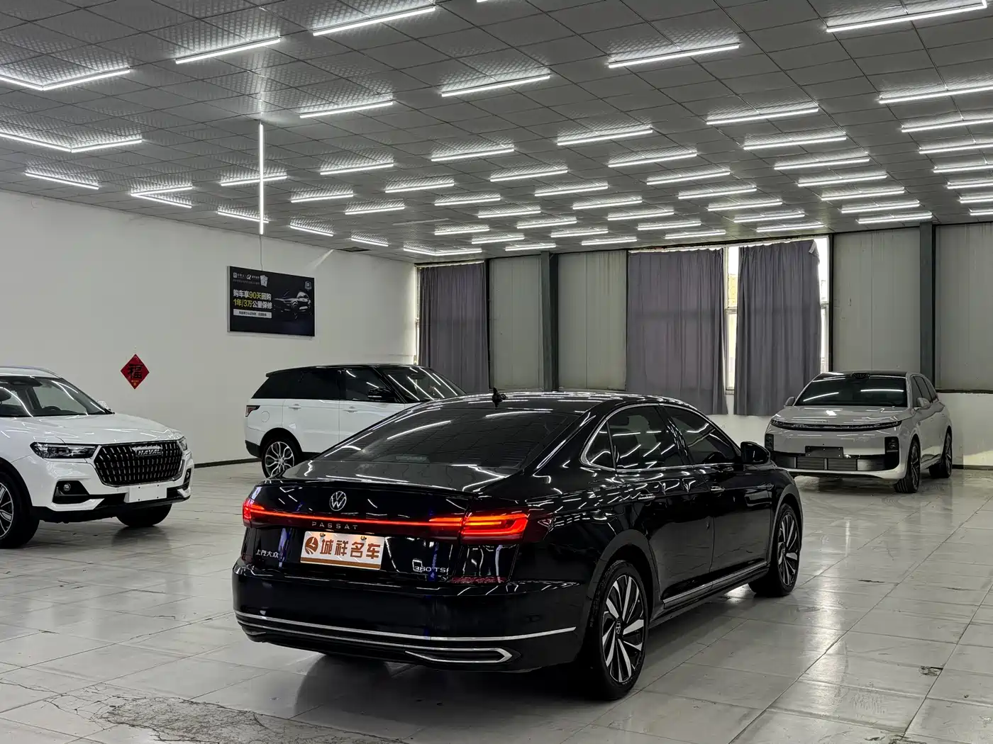 Volkswagen Passat 2024 380TSI Elite Edition фото 8