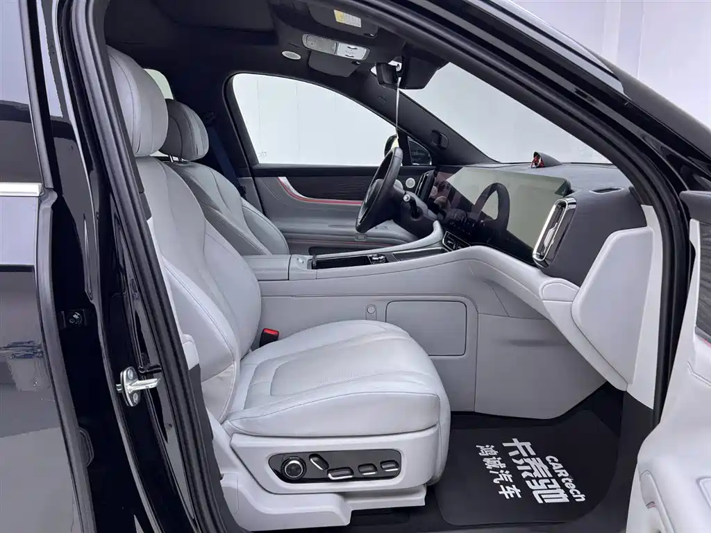 AITO Wenjie AITO M9 2024 Extended Range Ultra 42kWh 6-Seater фото 19