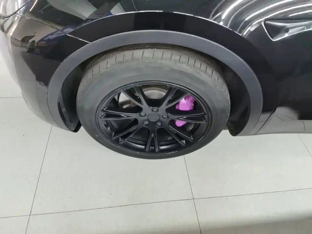 Фото 23 - Tesla Model Y