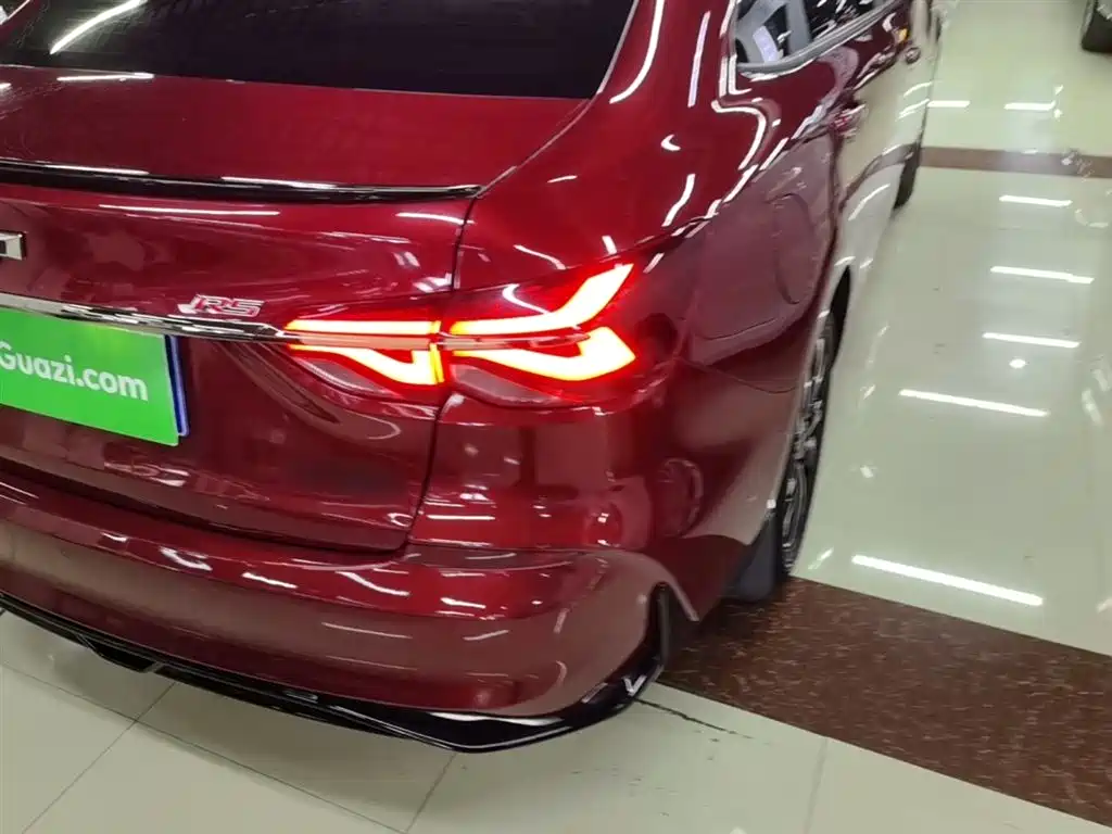 Chevrolet Monza 2019 RS 330T Auto Smooth Edition China VI фото 8