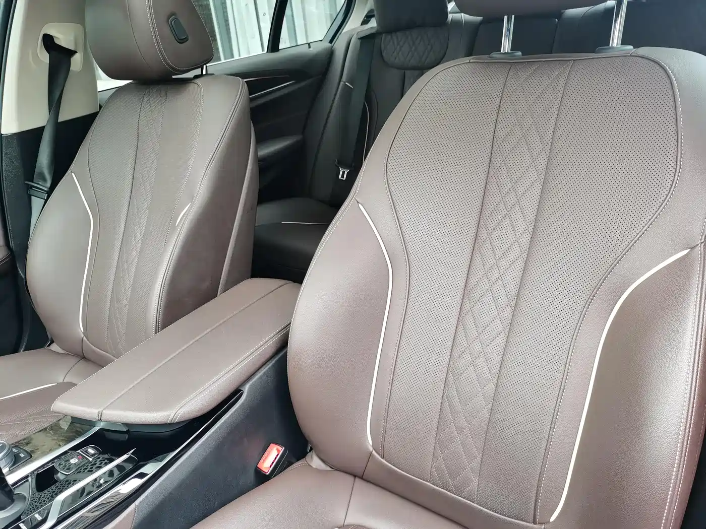 BMW 5 Series 2021 525Li Luxury Package фото 19
