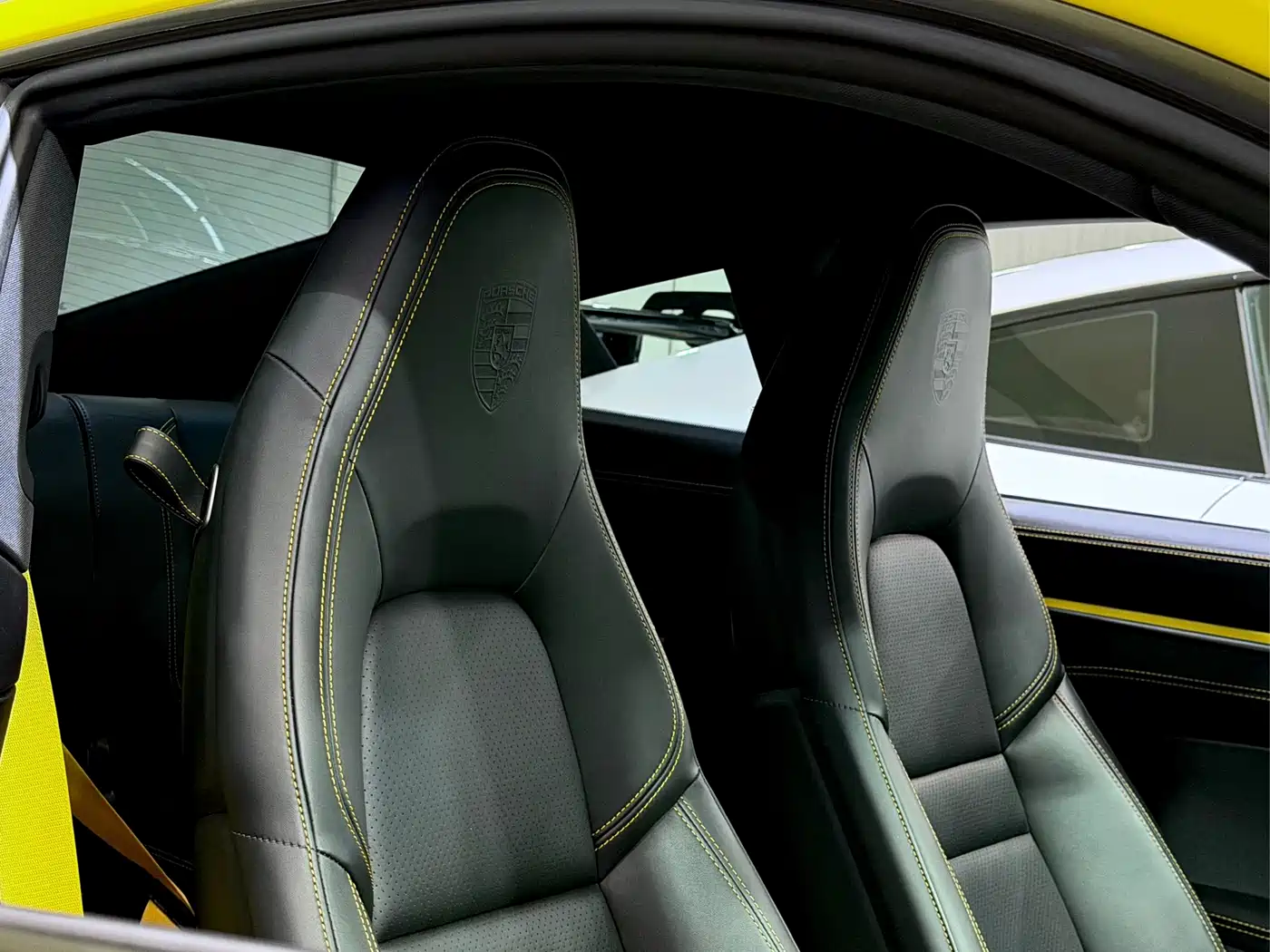 Porsche 911 2025 2023 Carrera 4S 3.0T