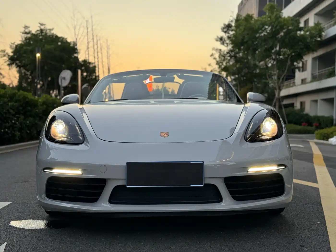 Porsche 718 2022 Boxster 2.0T фото 2