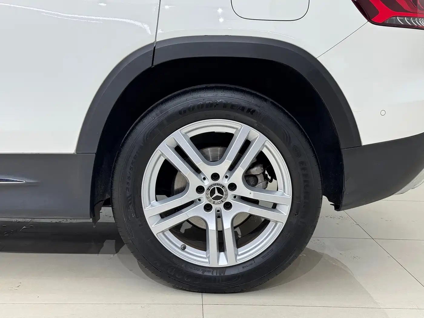Mercedes-Benz GLB 2023 GLB 220 Dynamic фото 9
