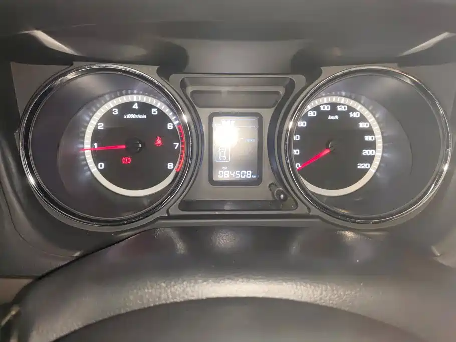 Dongfeng Aeolus Dongfeng Fengshen A60 2016 2016 Model 1.5L Manual Luxury
