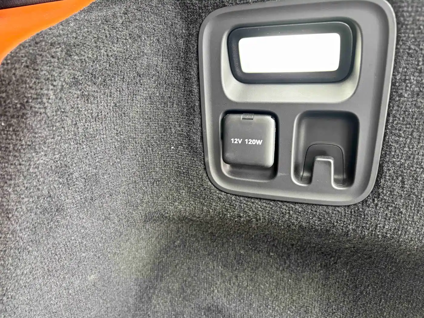 AITO Wenjie AITO M8 2025 Extended Range Ultra 53.4kWh 6-Seater фото 8
