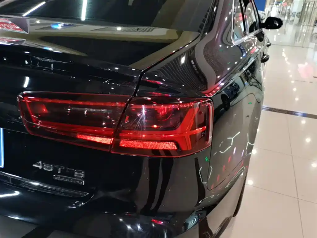 Audi A6L 2018 30th Anniversary 45 TFSI quattro Sport фото 8