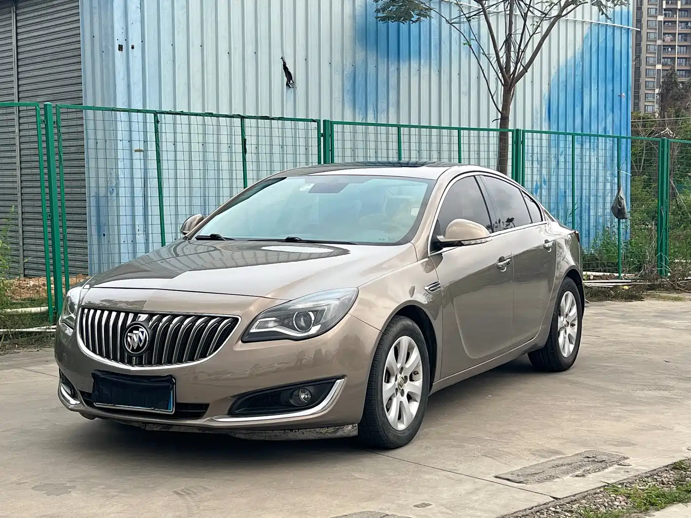 Buick Regal 2015 2.0L Elite Fashion Model