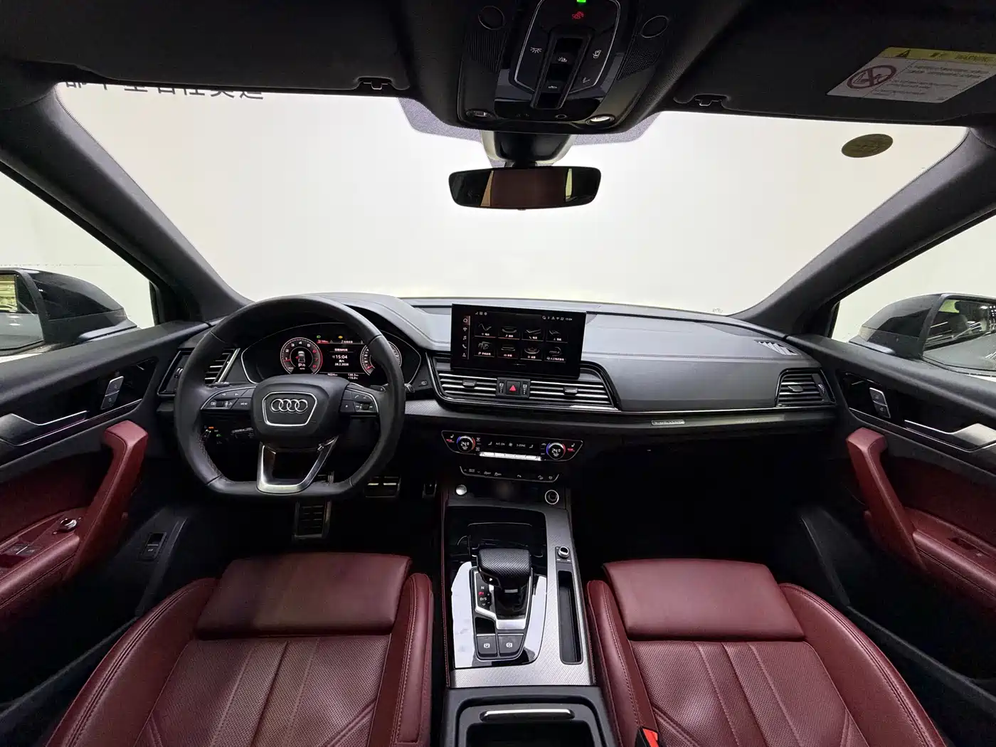 Audi Q5L 2025 40 TFSI Luxury Dynamic фото 19