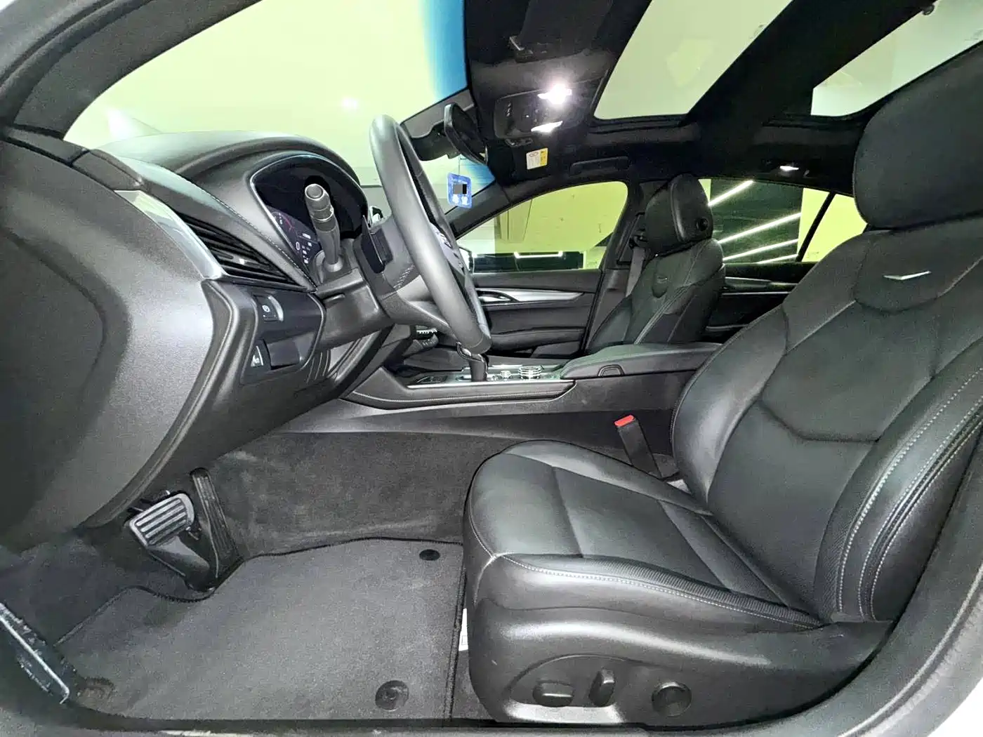 Cadillac CT5 2023 28T Luxury Style (Standard Edition) фото 4
