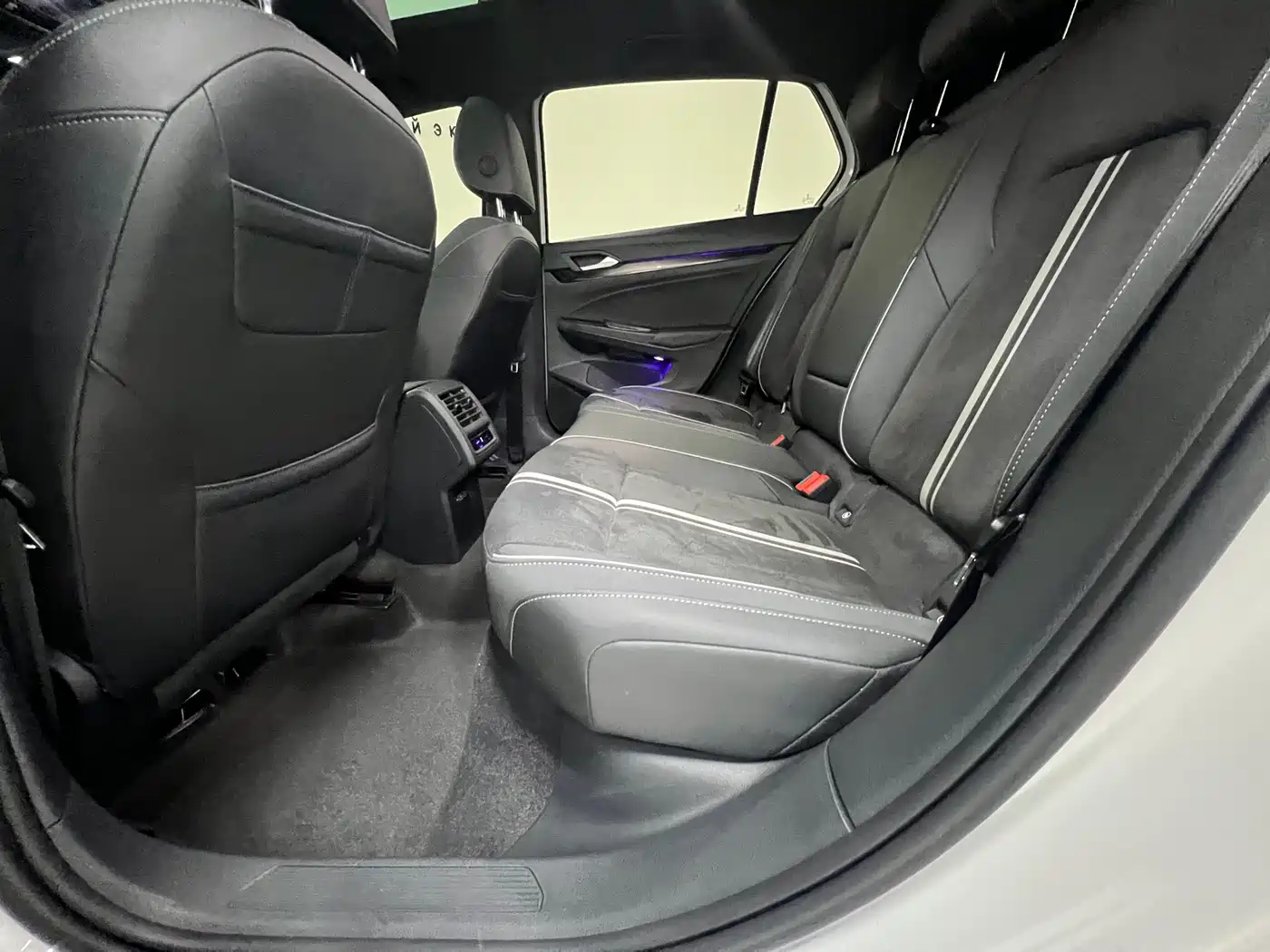 Volkswagen Golf 2021 280TSI DSG R-Line фото 16