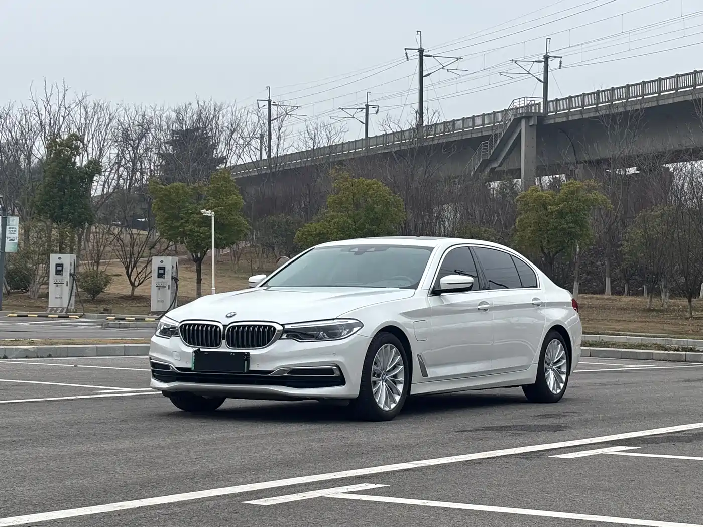 BMW 5 SERIES NEW ENERGY