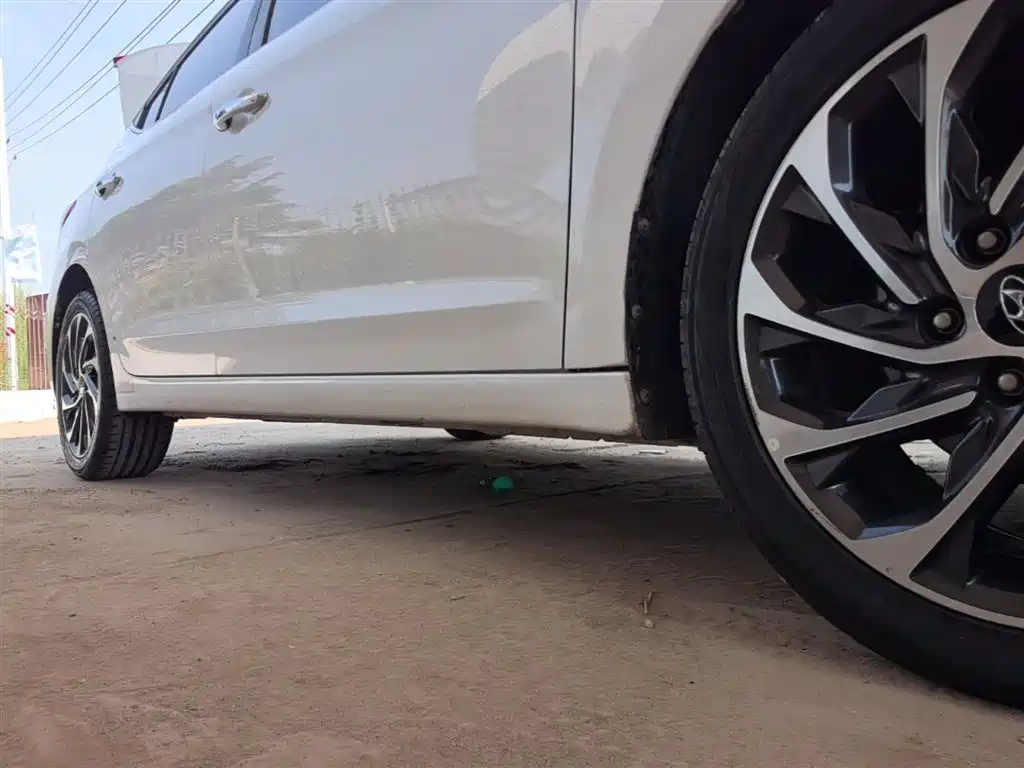 Hyundai Elantra 2019 1.4T Dual-clutch XuanDong·Vitality Type фото 21