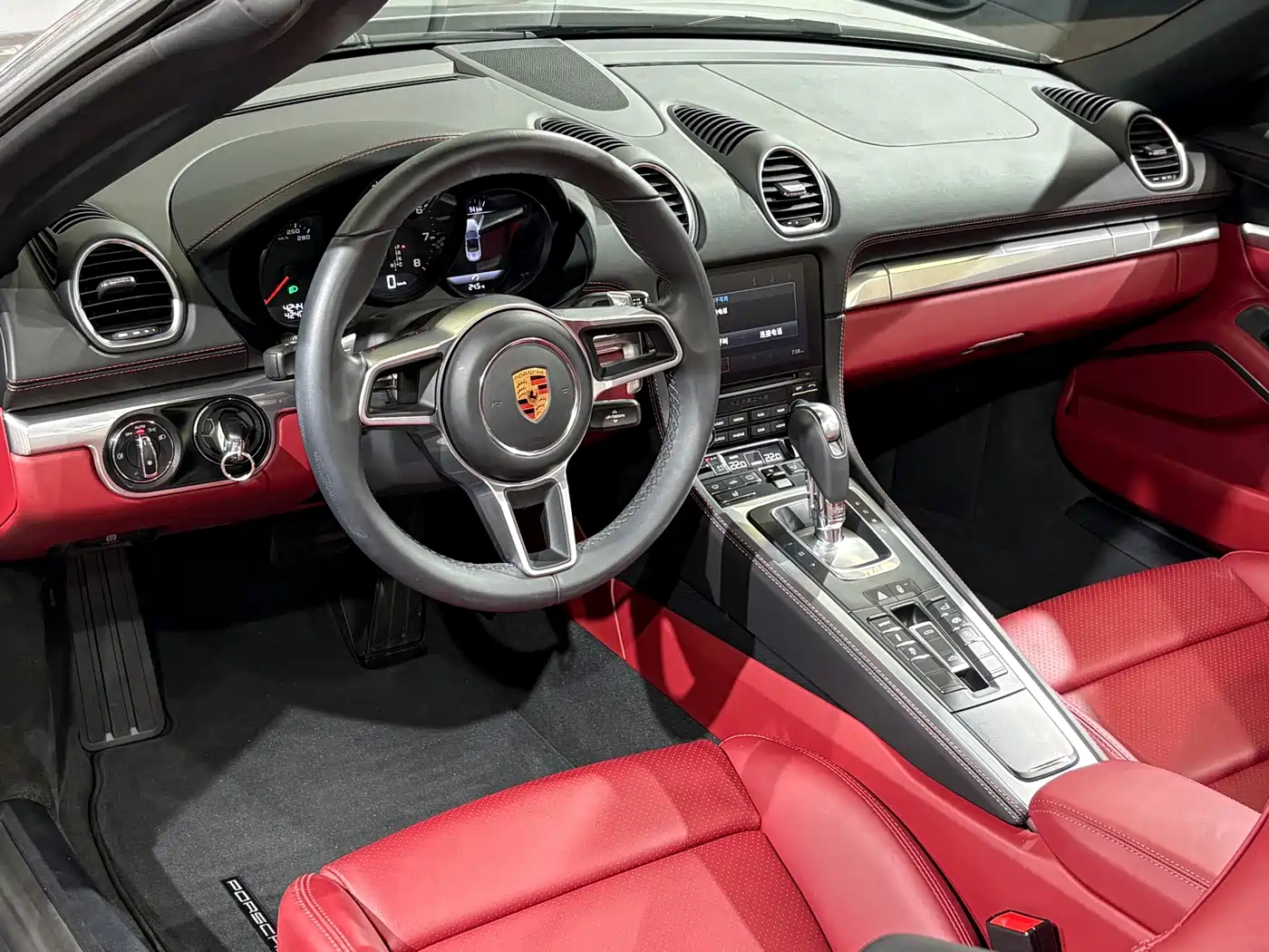 Porsche 718 2018 Boxster 2.0T фото 18