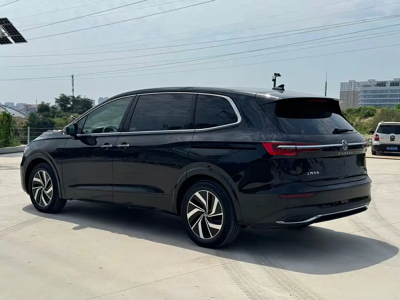 Volkswagen Viloran 2024 330TSI Luxury Edition фото 5