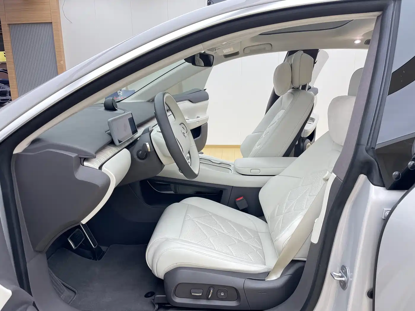 NIO ET7 2024 2024 75kWh Executive Edition