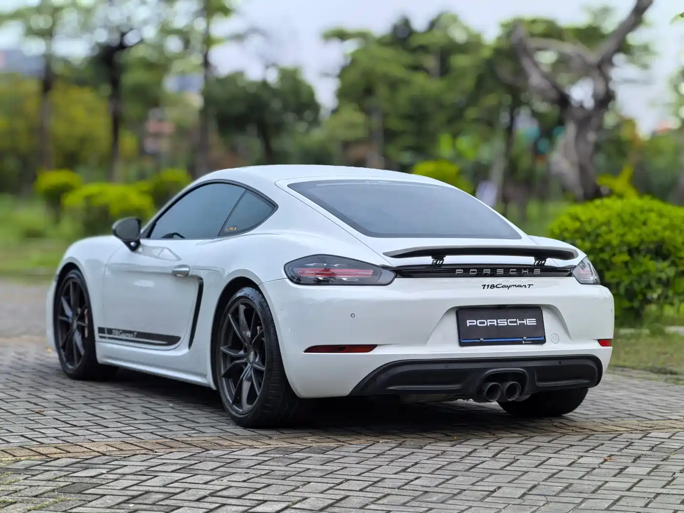 Porsche 718 2019 Cayman T 2.0T фото 7