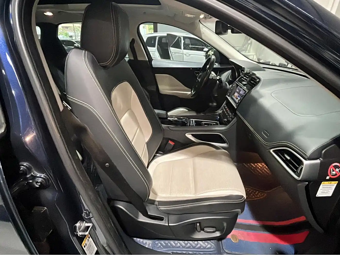 Jaguar F-PACE 2017 2016 3.0 SC 4WD R-Sport