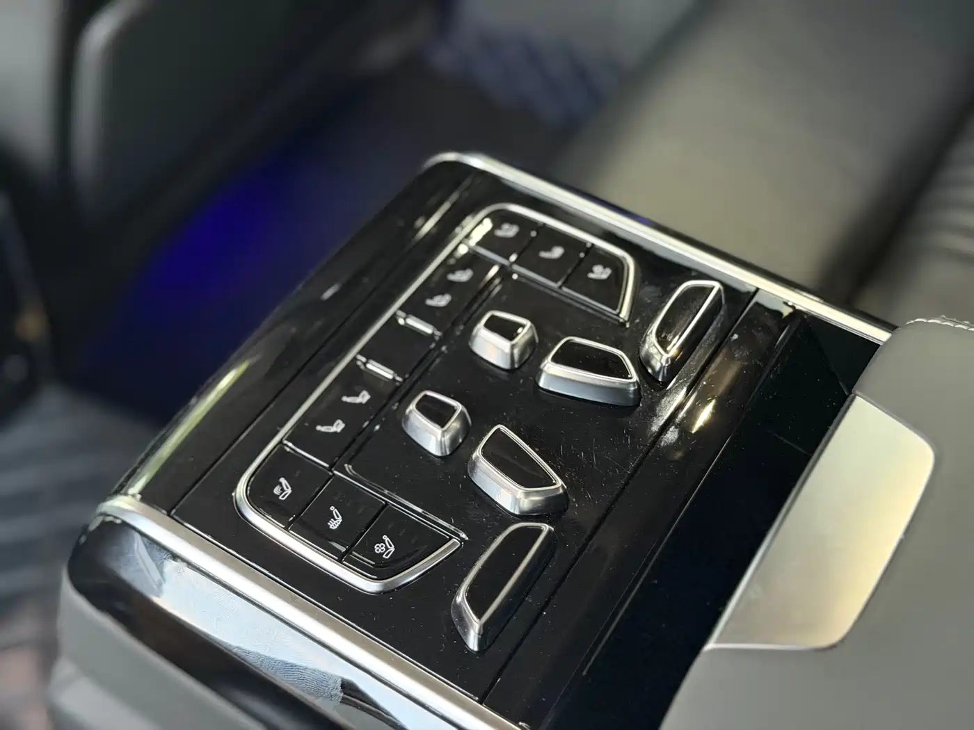 Hongqi H9 2020 3.0T Smart Connection Qi Chang Edition фото 7