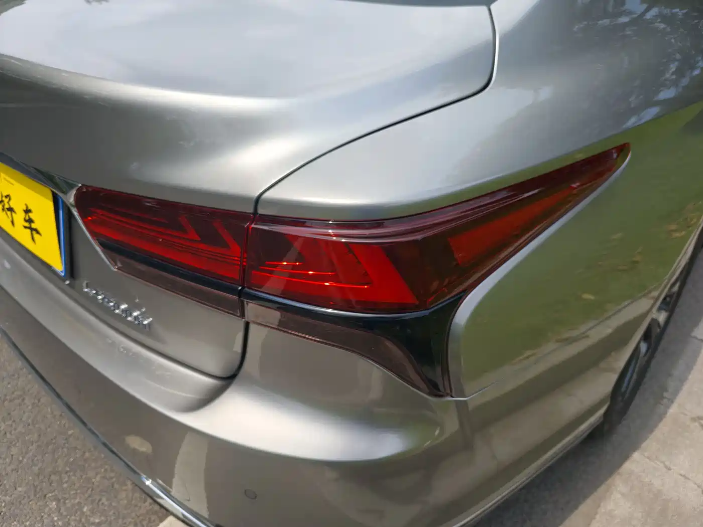 Lexus LS 2021 500h Excellence Edition фото 26