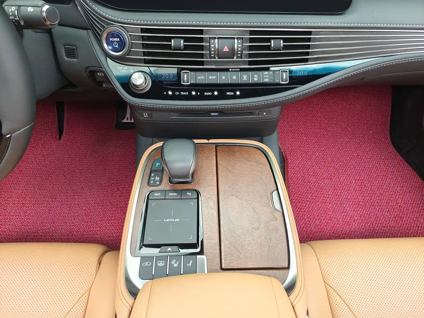 Lexus LS 2021 500h Excellence Edition фото 17