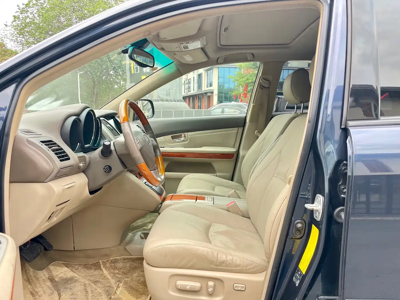 Lexus RX Classic 2006 350 фото 7