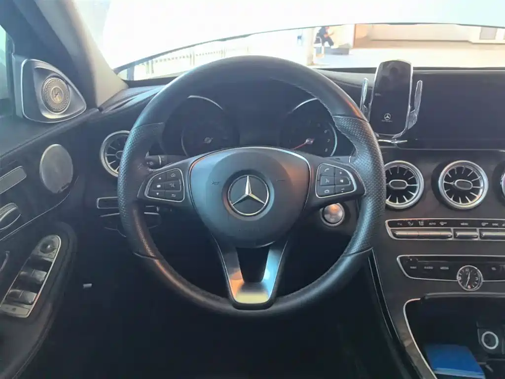 Mercedes-Benz C-Class 2015 Facelift C 200 L Sport фото 11