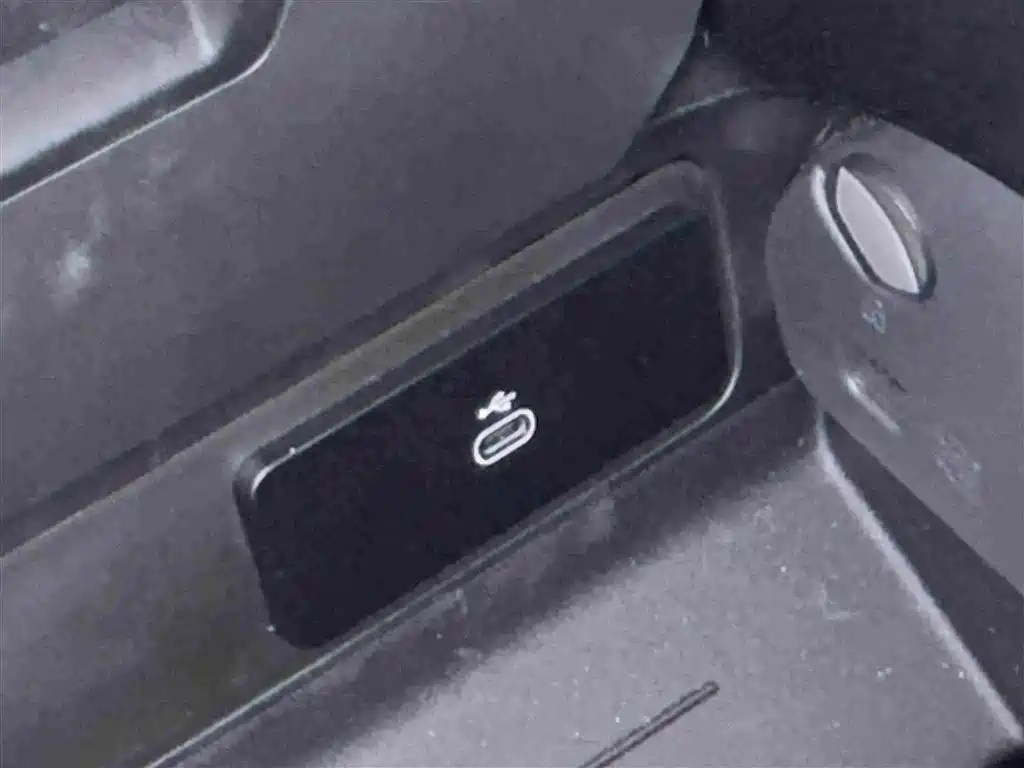 Land Rover Defender 2026 2025 110 3.0T P400 -Dynamic HSE