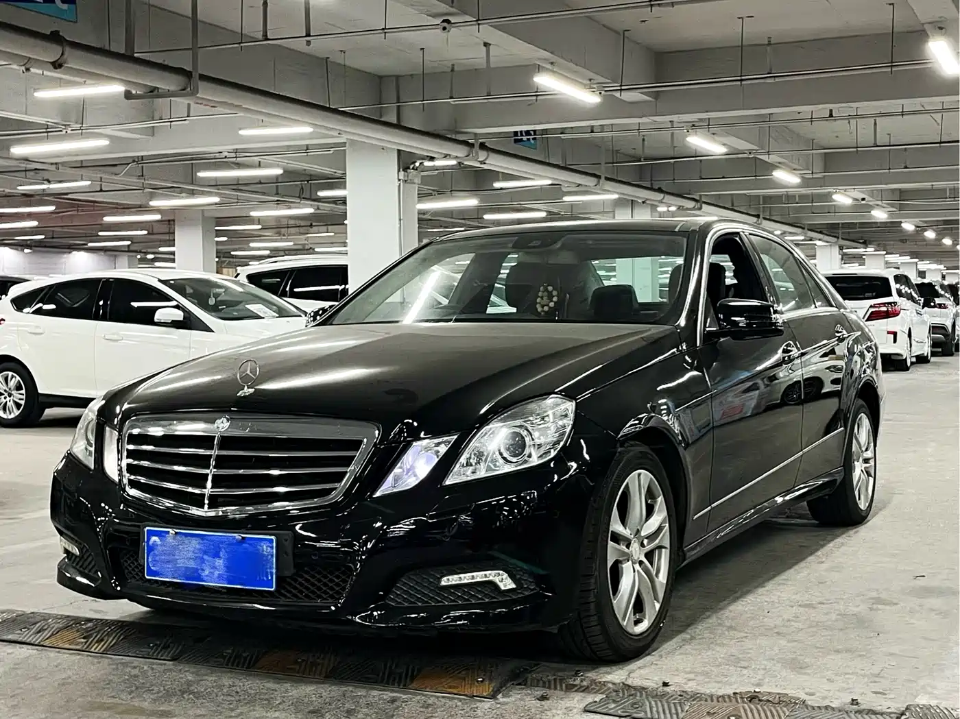 Mercedes-Benz E-Class (Import) 2010 Model E 300 Elegance Luxury Edition