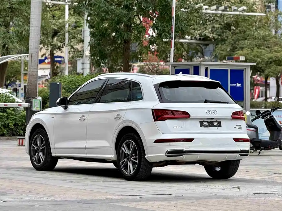Audi Q5L 2018 40 TFSI Prestige Fashion (China V) фото 5