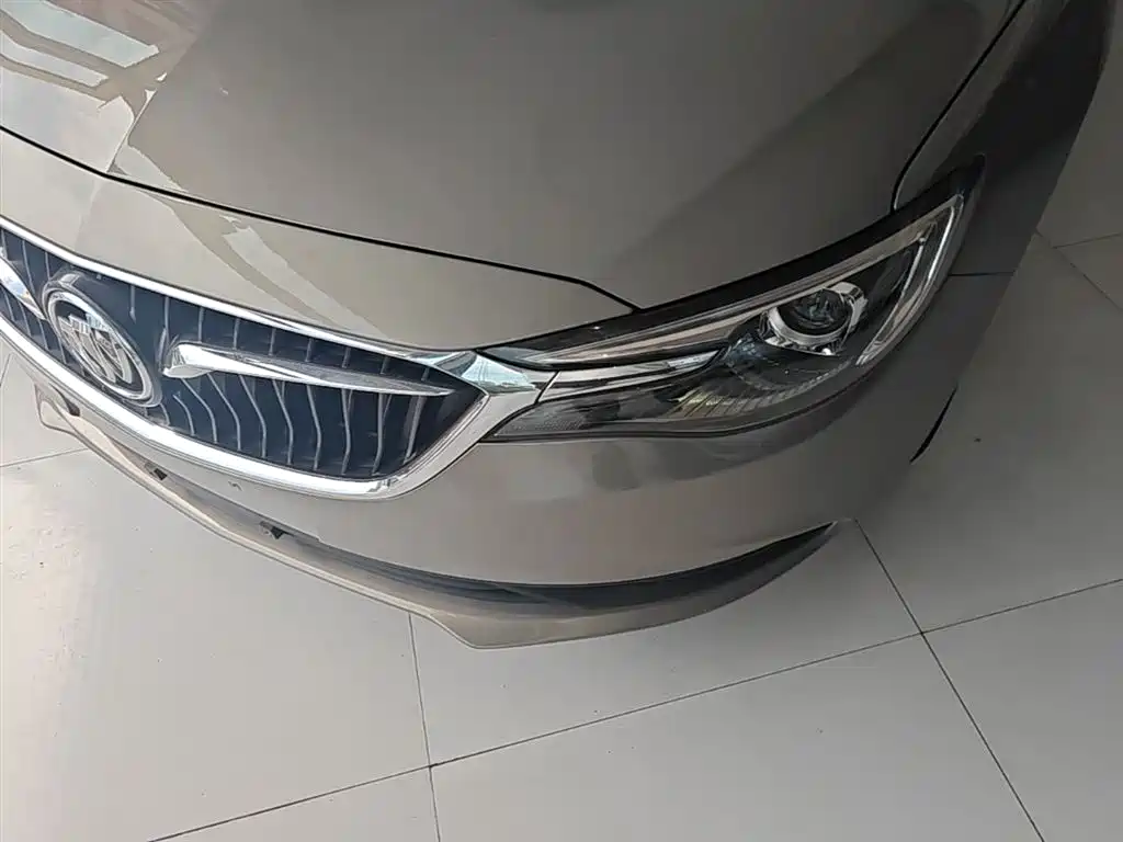 Buick Excelle 2018 15T Dual Clutch Elite (China V) фото 24