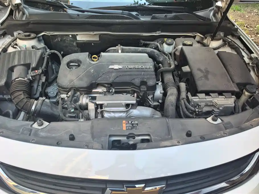 Chevrolet Malibu 2017 1.5T Automatic Luxury Edition фото 10