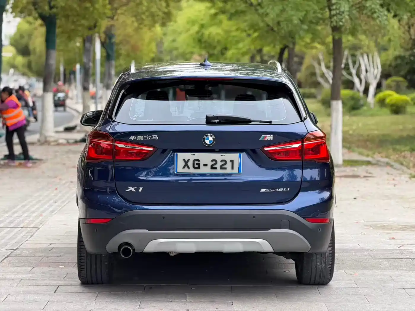 BMW X1 2018 sDrive18Li Premium Model фото 8