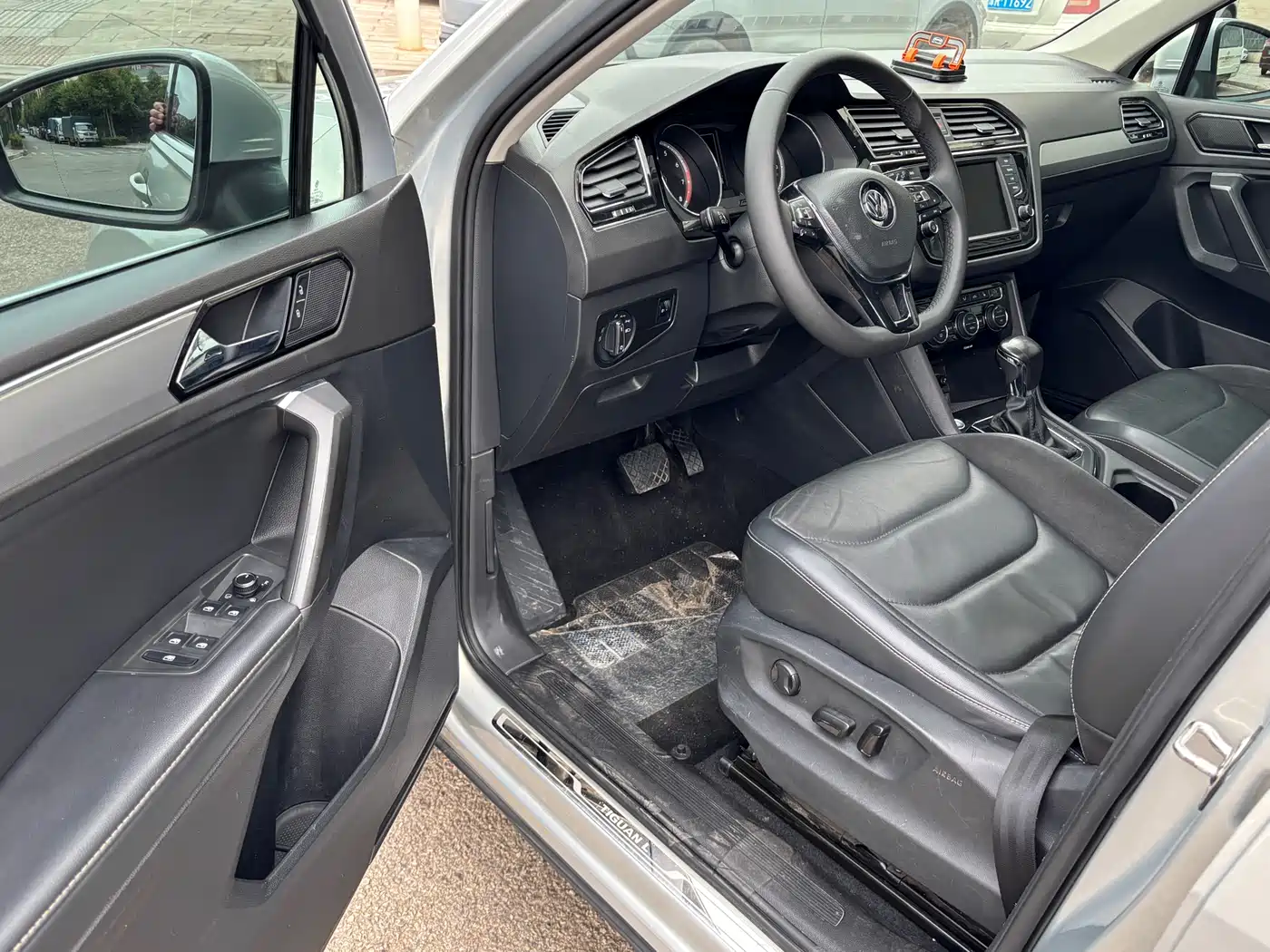 Volkswagen Tiguan L 2018 330TSI Automatic 2WD Luxury Edition фото 12